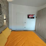 Mira Apartment *