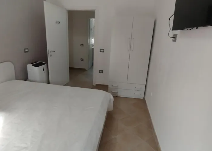 Mira פראייה א מארה